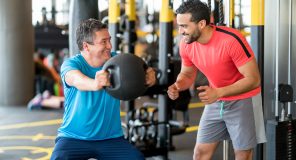 Mënyra e të menduarit “të gjitha ose asgjë” mund t’ju dëmtojë qëllimet për ushtrime dhe shëndet