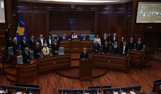 Qeveri me fjalë të mëdha – opozitë me pritje të vogla