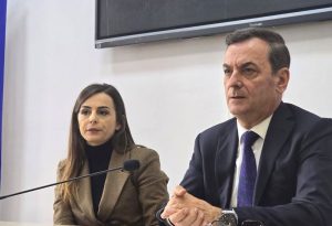 Paraburgimi si “zgjedhja e parë”, alarm për shkelje të standardit kushtetues