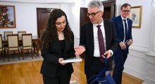 Osmani takohet me ambasadorin gjerman para përfundimit të mandatit