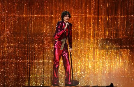 Sombr “sulmohet” gjatë BRIT Awards 2026