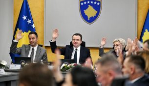 Qeveria miraton sërish Ligjin për Byronë