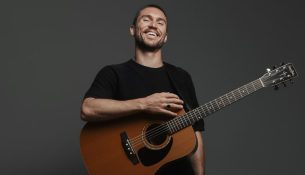 Shpat Deda sjell koncertin “Katarsis” në Tiranë