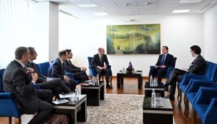 Kurti takon BERZh-in, në fokus investimet deri në 400 milionë euro deri në vitin 2027