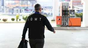 Çmimi i naftës në rritje: A po e mbikëqyr shteti tregun?