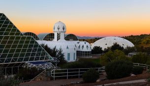 Pse turistët po mahniten nga ky qytet i vogël në Arizona?