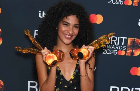Olivia Dean fiton katër çmime në BRIT Awards 2026