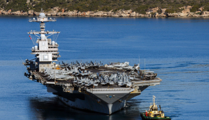 USS Ford “jashtë loje”, niset drejt Kretës për riparime pas zjarrit