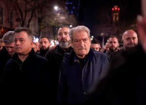 Berisha mbyll protestën, kërkon dorëheqjen e Ramës