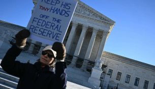 Degradimi institucional i SHBA-ve po kërcënon financat globale