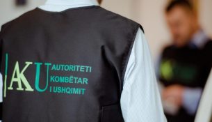 AKU sqaron rregullat e reja për importin e mishit nga Brazili