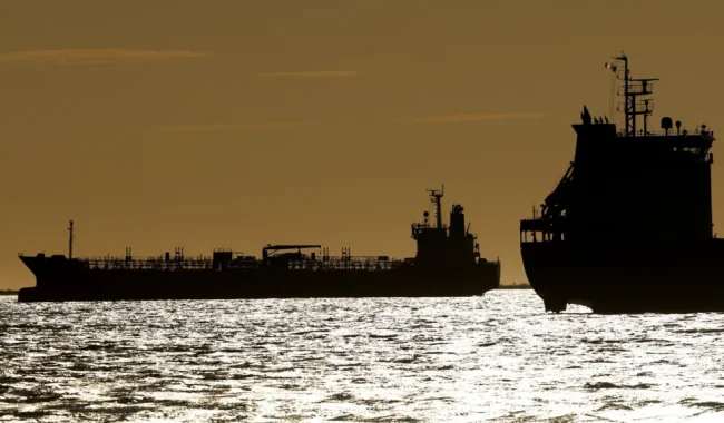 SHBA-të po shqyrtojnë heqjen e sanksioneve ndaj një pjese të naftës iraniane