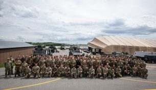 Serbët kërkojnë nga Irani të godasë bazën amerikane në Kosovë
