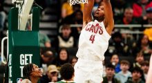 Cavaliers fitojnë betejën ndaj Bucks