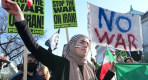 Gëzim dhe shqetësim në diasporën iraniane në SHBA, pas rrëzimit të Khameneit