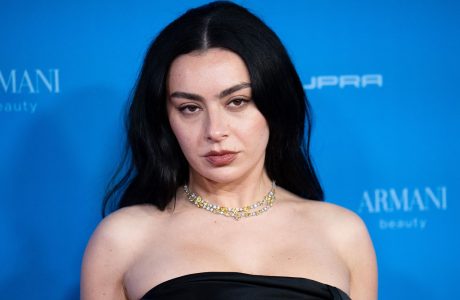 Charli XCX: Dua të lë muzikën për një drejtim të ri në karrierë