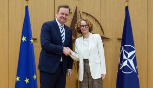 NATO: Garantojmë paqen në terren, por zgjidhja mes Kosovës dhe Serbisë është politike