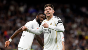 Real Madridi ‘shkatërron’ Elchen dhe kërcënon Barçën