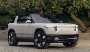 Rivian prezanton Rivian R2