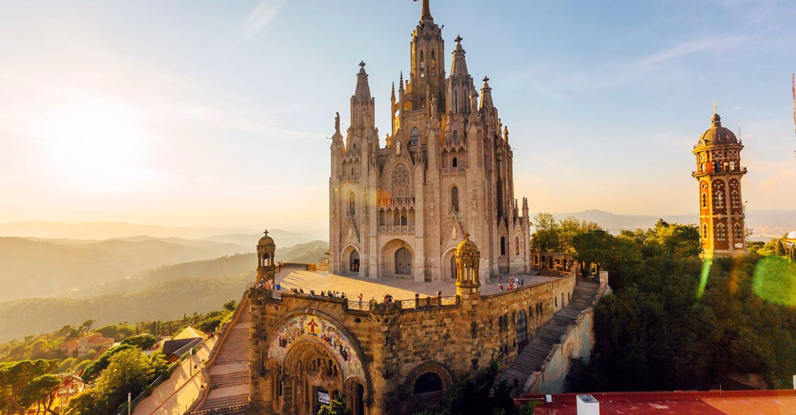 Cilat qytete evropiane kanë taksën më të lartë turistike?