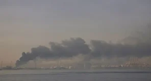 Sulmohet një cisternë nafte pranë brigjeve të Omanit