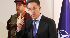 NATO mund të ndërhyjë në Hormuz, Evropa ‘do të bashkohet kundër Iranit’