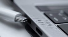 BE vendos standard të ri: Të gjithë laptopët e rinj duhet të kenë USB-C