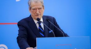 Berisha rikonfirmohet si kryetar i Partisë Demokratike