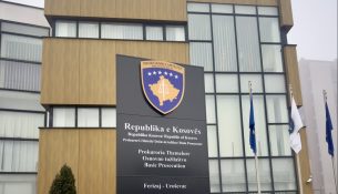 Tre të ndaluar në Ferizaj për keqpërdorim detyre dhe falsifikim dokumentesh