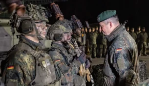 Lojtarët gjermanë nuk mund të largohen nga vendi pa autorizim