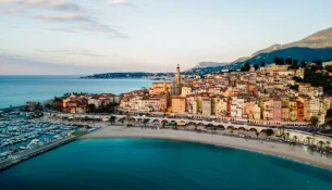 Riviera Franceze bëhet skena e sezonit të ri të “The White Lotus”