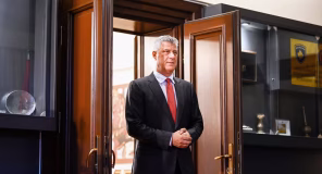 Thaçi: E shoh garën politike pas meje, por jo jetën politike