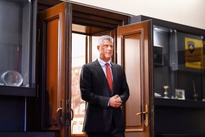 Thaçi: E shoh garën politike pas meje, por jo jetën politike