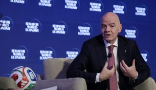 Gianni Infantino në qendër të polemikave, policia i refuzon autokolonën si të Papës