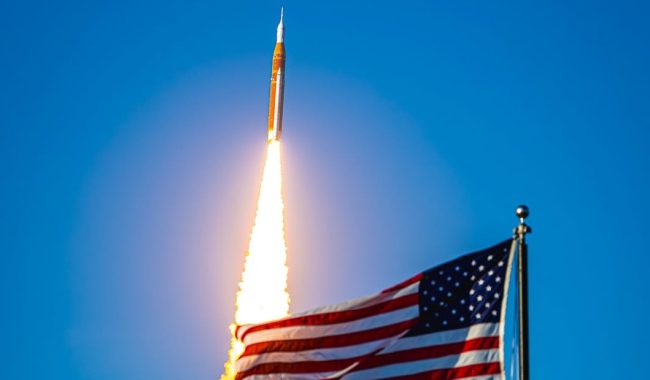 Artemis II bën histori duke zbuluar anën e errët të Hënës