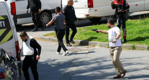 Të paktën dy të vrarë nga të shtënat pranë Konsullatës izraelite në Stamboll