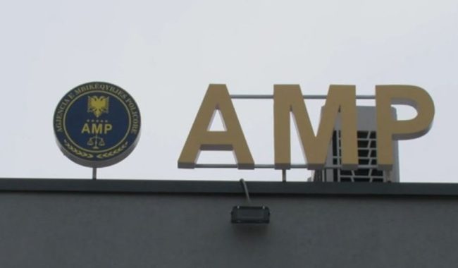 Dyshohet për dhunë në familje, AMP ndalon punonjësin e Policisë në Dibër