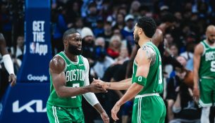 Celtics shtojnë epërsinë ndaj 76ers