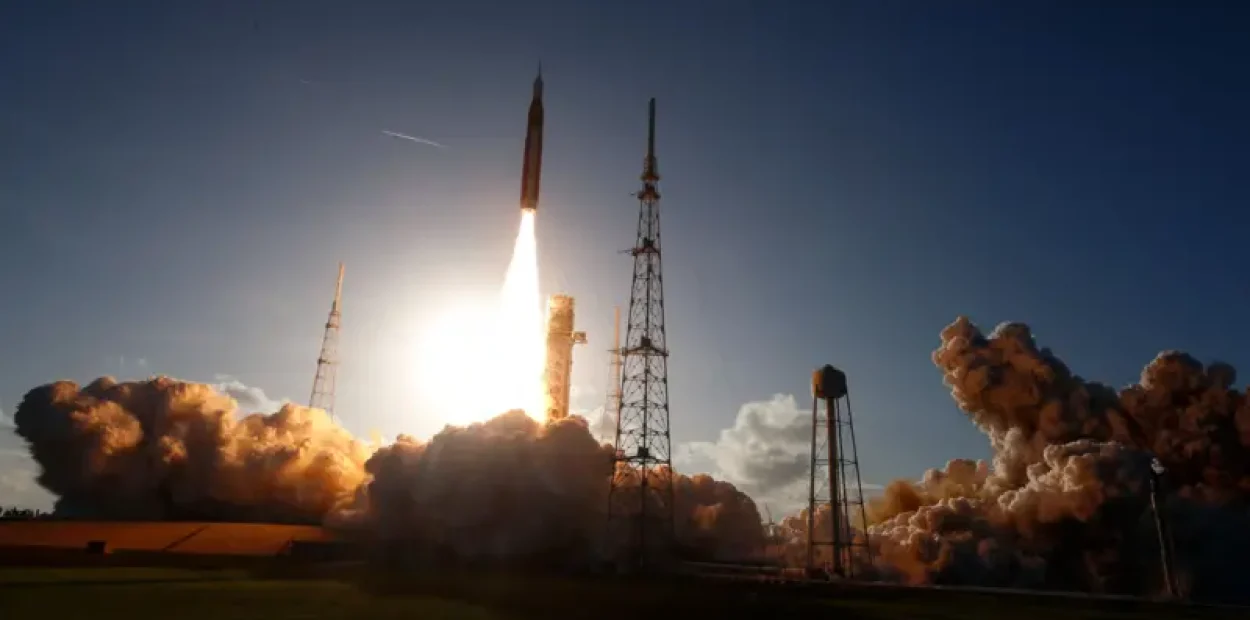 Artemis II niset drejt Hënës