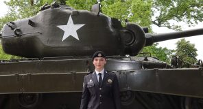 Ushtarakët e FSK-së përfundojnë specializimet në akademitë prestigjoze të NATO-s