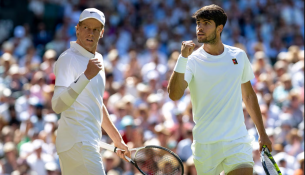 Finalja e shumëpritur në Monako: Jannik Sinner sfidon Carlos Alcarazin