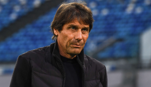 Napoli identifikon pasardhësin e Antonio Contes
