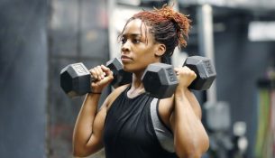 Stërvitja me pesha ‘ul ndjeshëm’ rrezikun e demencës te gratë