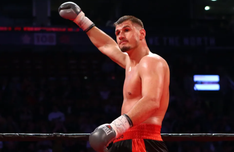 “Do trondis botën”: Kristian Prenga sfidon Anthony Joshua