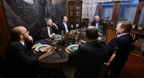 Kurti i ndërron “menynë” Sørensenit