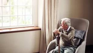 Vetmia ndikon në kujtesë, por jo në plakjen e trurit, thotë studimi