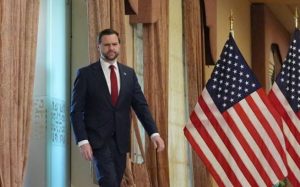 JD Vance dhe delegacioni amerikan largohen nga Pakistani pasi dështuan të arrinin një marrëveshje me Iranin