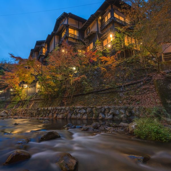 Nishiyama Onsen Keiunkan: Hoteli më i vjetër në botë