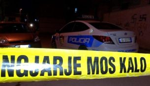 Të shtëna me armë ndaj një servisi celularësh në Babrru, kapet autori i dyshuar 18-vjeçar