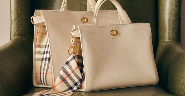 “Cotswolds”, çanta që riktheu Burberry në fitim